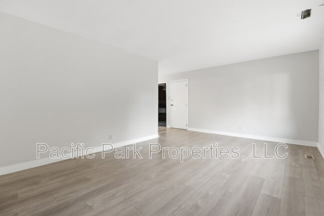 property at 3939 Esquire Pl