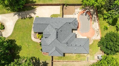 204 Tunbridge Dr in Bentonville, AR - Building Photo - Building Photo