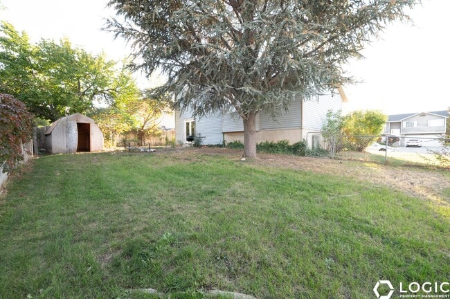 4445 S 5720 W in West Valley City, UT - Building Photo - Building Photo