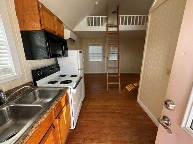 property at 2440 TX-16