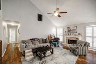 174 Hidden Timber Ln in Athens, GA - Building Photo - Building Photo