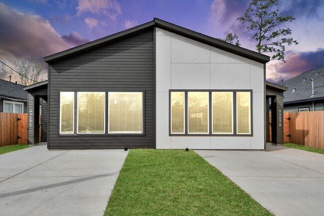 property at 9309 Caddo Rd