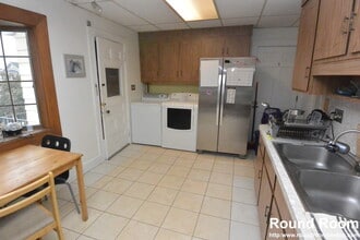 26 Mapleton St, Unit 1 in Boston, MA - Building Photo - Building Photo