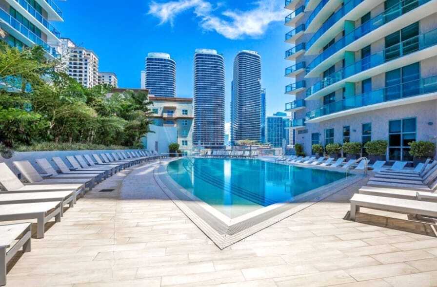 1100 S Miami Ave, Unit 2304 in Miami, FL - Building Photo