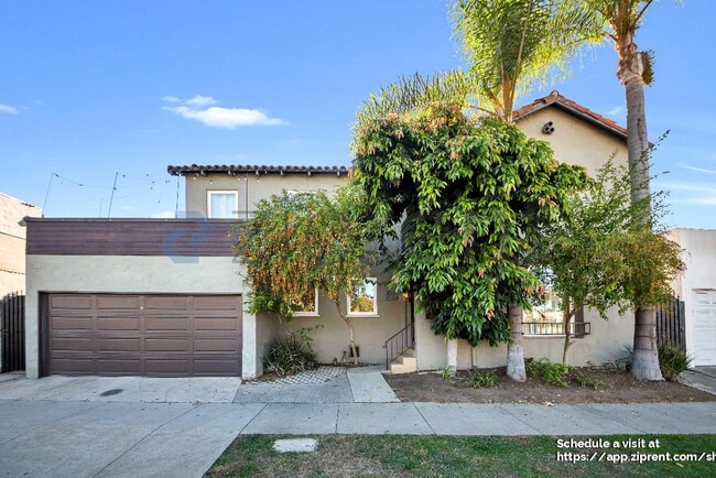 property at 5160 San Vicente Blvd