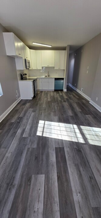 201 N Rose St in Baltimore, MD - Building Photo