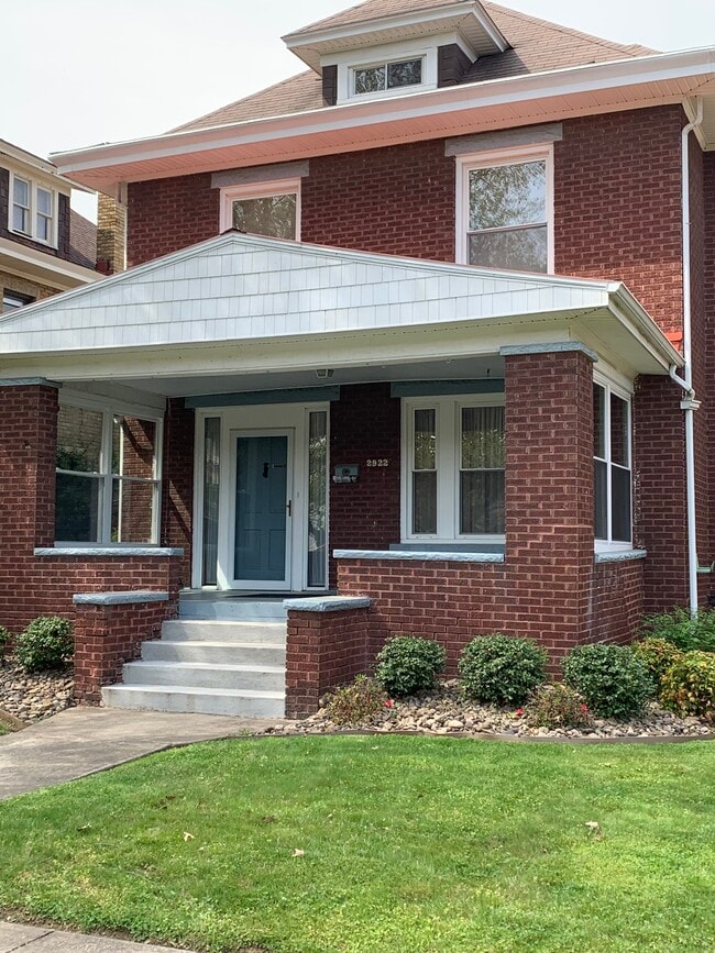 property at 2922 Merrill Ave