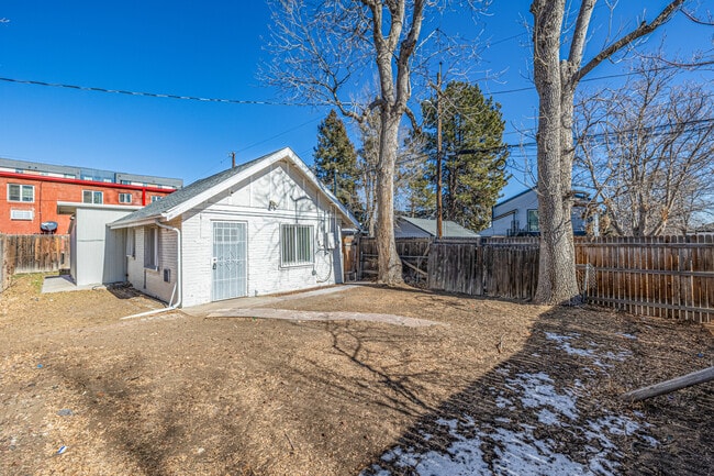 1444 Valentia St in Denver, CO - Building Photo - Building Photo