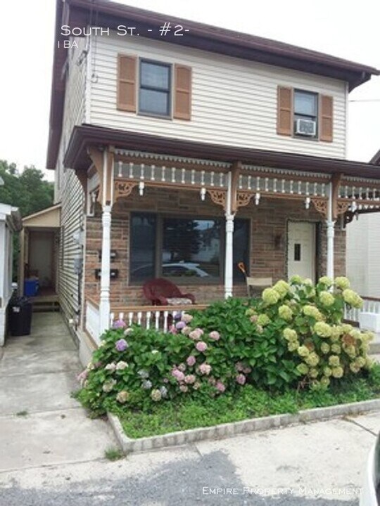 422 South St-Unit -#2- in Jim Thorpe, PA - Building Photo