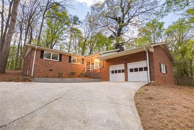 86 Pioneer Trail in Marietta, GA - Building Photo - Building Photo