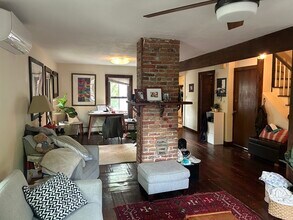 10 Cogswell Ave in Cambridge, MA - Building Photo - Building Photo