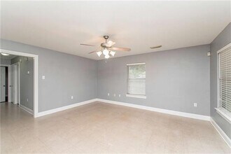 147 Gitz Ln in Madisonville, LA - Building Photo - Building Photo