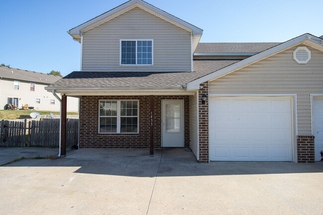 property at 1433-1435-1435 Bodie Dr