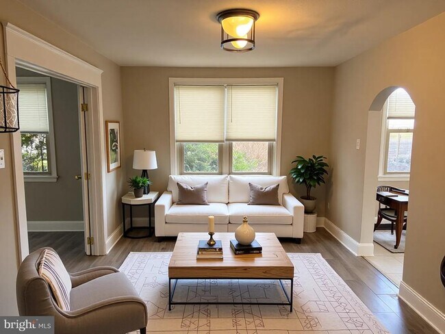 1017 N York Rd in Willow Grove, PA - Foto de edificio - Building Photo