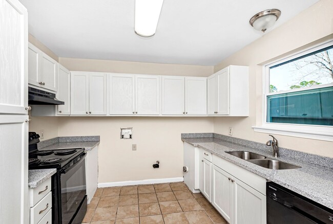 property at 8115 Jefferson Park Dr