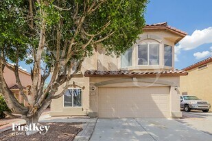 7668 W Flynn Ln in Glendale, AZ - Building Photo