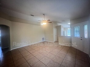 2537 Hickory Oak Blvd in Orlando, FL - Building Photo - Building Photo