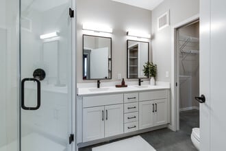 The Station at Malcolm Yards in Minneapolis, MN - Building Photo - Interior Photo