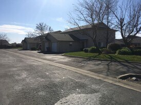 819 Cally Ct in Redding, CA - Building Photo