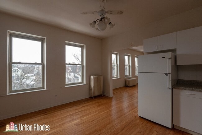 4224 N Paulina St, Unit A08C in Chicago, IL - Foto de edificio - Building Photo