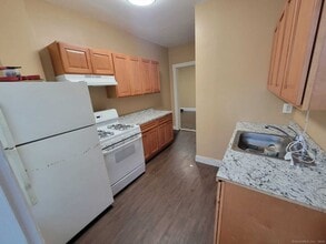 695 Kossuth St in Bridgeport, CT - Building Photo - Building Photo