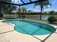 3518 Ocean Bluff Ct in Naples, FL - Foto de edificio - Building Photo