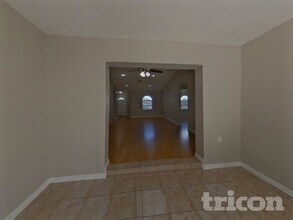 2305 Cutler Ct in Kissimmee, FL - Foto de edificio - Building Photo