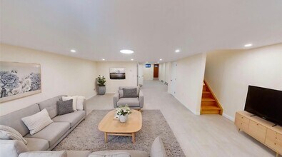 90-09 68th Ave in Queens, NY - Foto de edificio - Building Photo