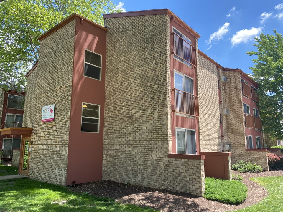 601 E Clark in Champaign, IL - Building Photo