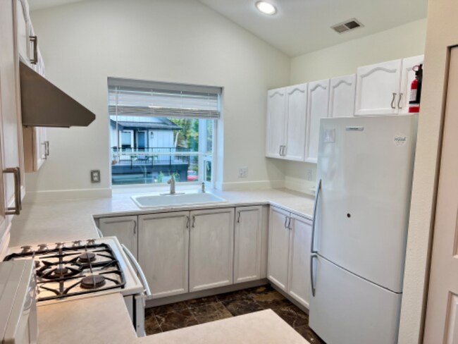 22715 4th Ave W in Bothell, WA - Building Photo - Building Photo