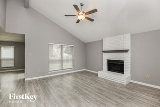 1718 Stoneway Dr in Grapevine, TX - Building Photo - Building Photo