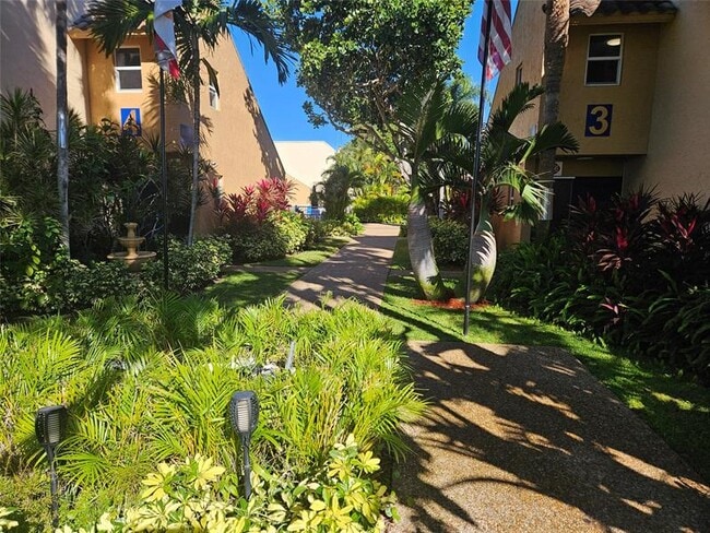 property at 959 SE 2nd Ave