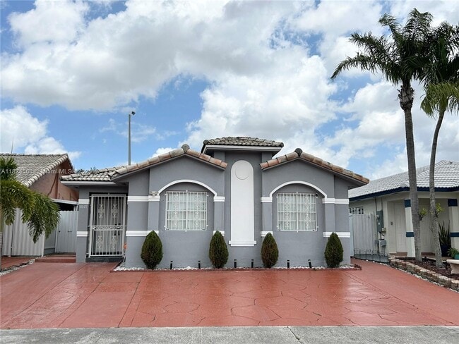 property at 7071 W 33rd Ln
