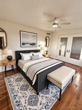 2928 Piedmont Dr, Unit Top in El Paso, TX - Building Photo - Building Photo