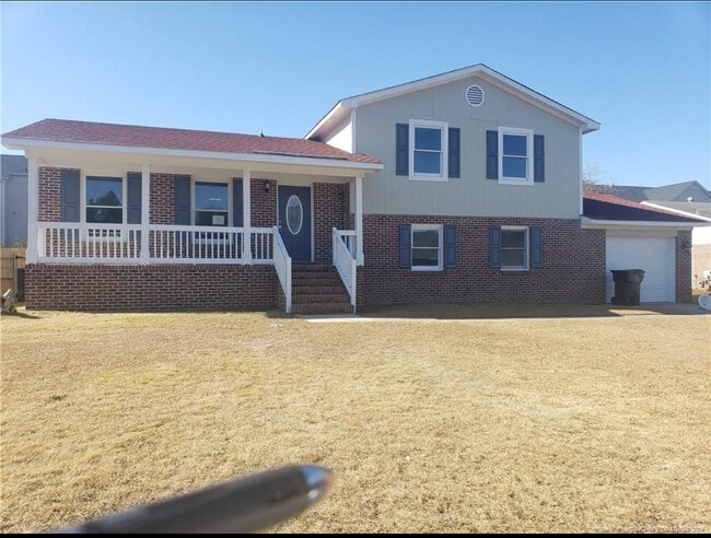 524 Anona Dr