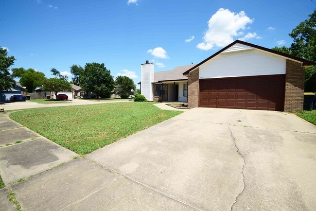 17603 Santa Fe St in Mounds, OK - Building Photo - Building Photo