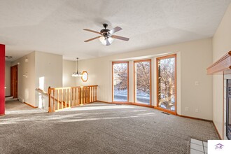 15262 Grover St in Omaha, NE - Building Photo - Building Photo