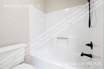 800 Arlington St in Greensboro, NC - Building Photo - Building Photo