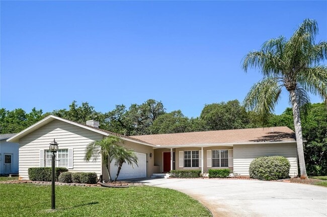 13505 Whitby Rd in Hudson, FL - Building Photo - Building Photo