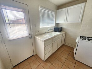 7153 Elm Ave in Twentynine Palms, CA - Building Photo - Building Photo