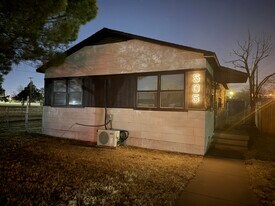 505 E 37th St in Lubbock, TX - Building Photo
