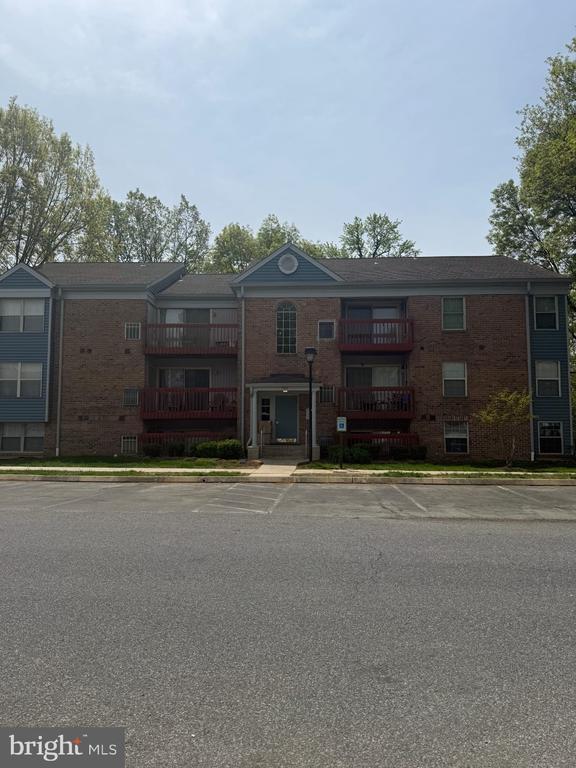 property at 1302 Sugarwood Cir