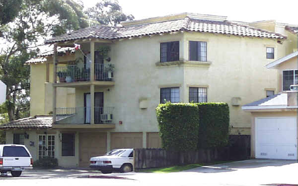 Santa Fe Villas in San Diego, CA - Foto de edificio - Building Photo