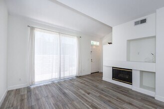 4148 Via Candidiz in San Diego, CA - Building Photo - Building Photo