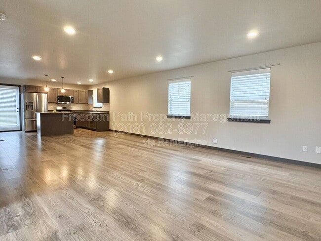 1425 E Seleta Ln in Coeur d'Alene, ID - Building Photo - Building Photo