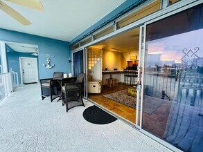 55 NE Spanish Trail in Boca Raton, FL - Building Photo - Building Photo