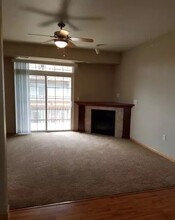 2250 W Lake Rd in North Liberty, IA - Building Photo - Building Photo