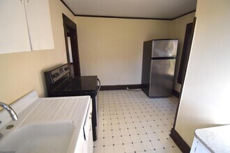 662 Spruce St in Morgantown, WV - Foto de edificio - Building Photo