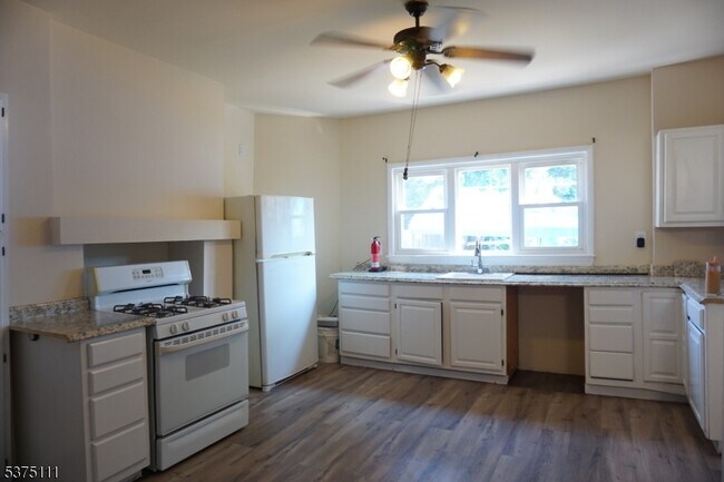 property at 115 Park Ave