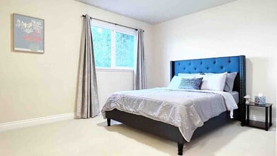 237 W 13th Ave in Anchorage, AK - Building Photo - Building Photo